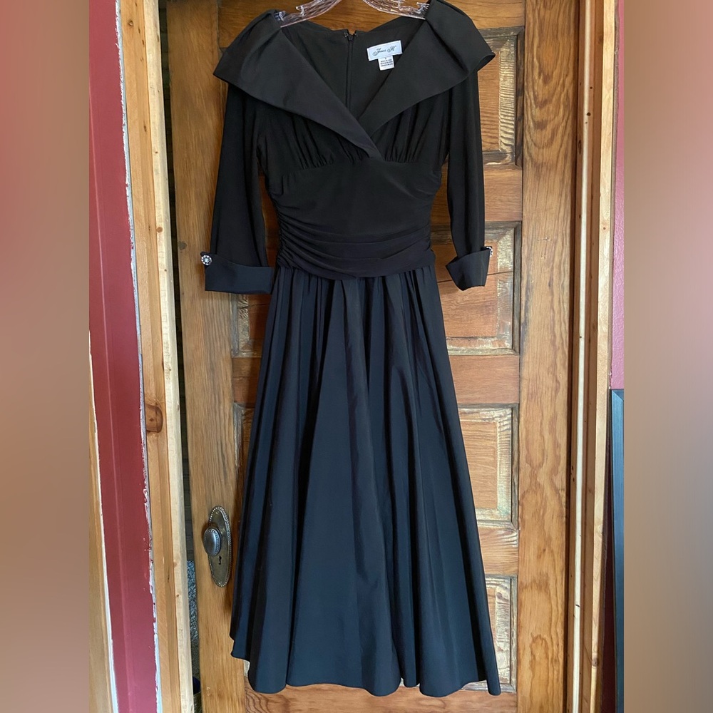 Jessica Howard Fit and Flare Mixed Medium Black Dress